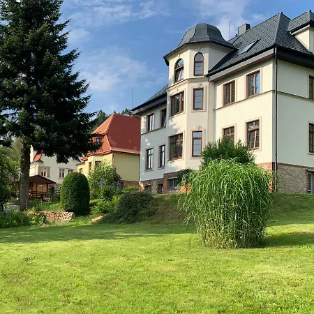 Sára Apartmán *